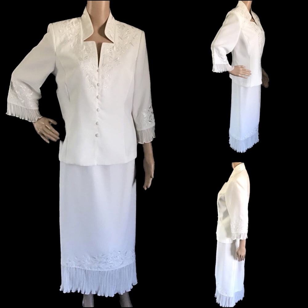 Formal White Wedding Suit Dress Size 12